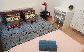 Private Rooms In Born