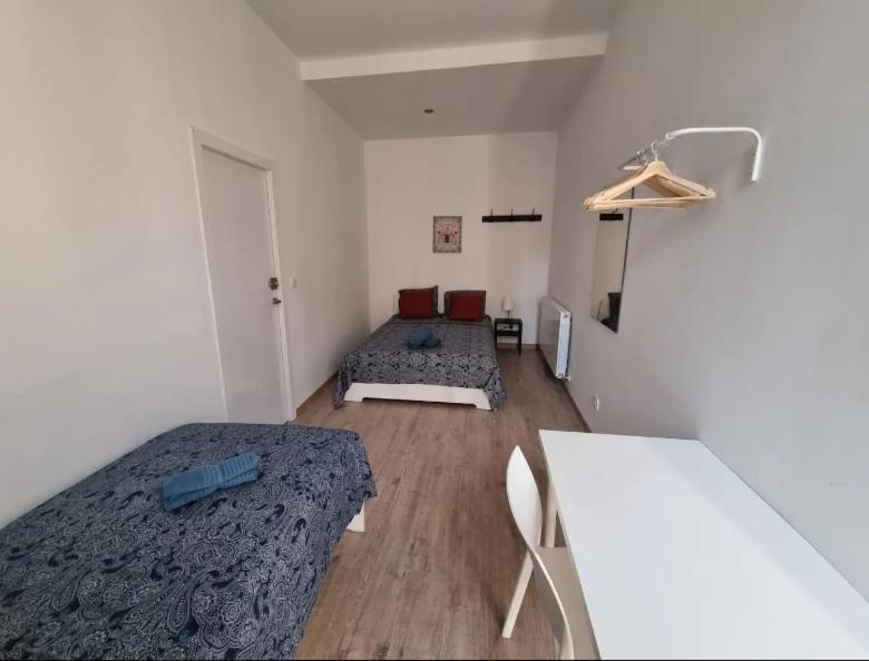 Private Rooms In Born Barcelona Exterior foto